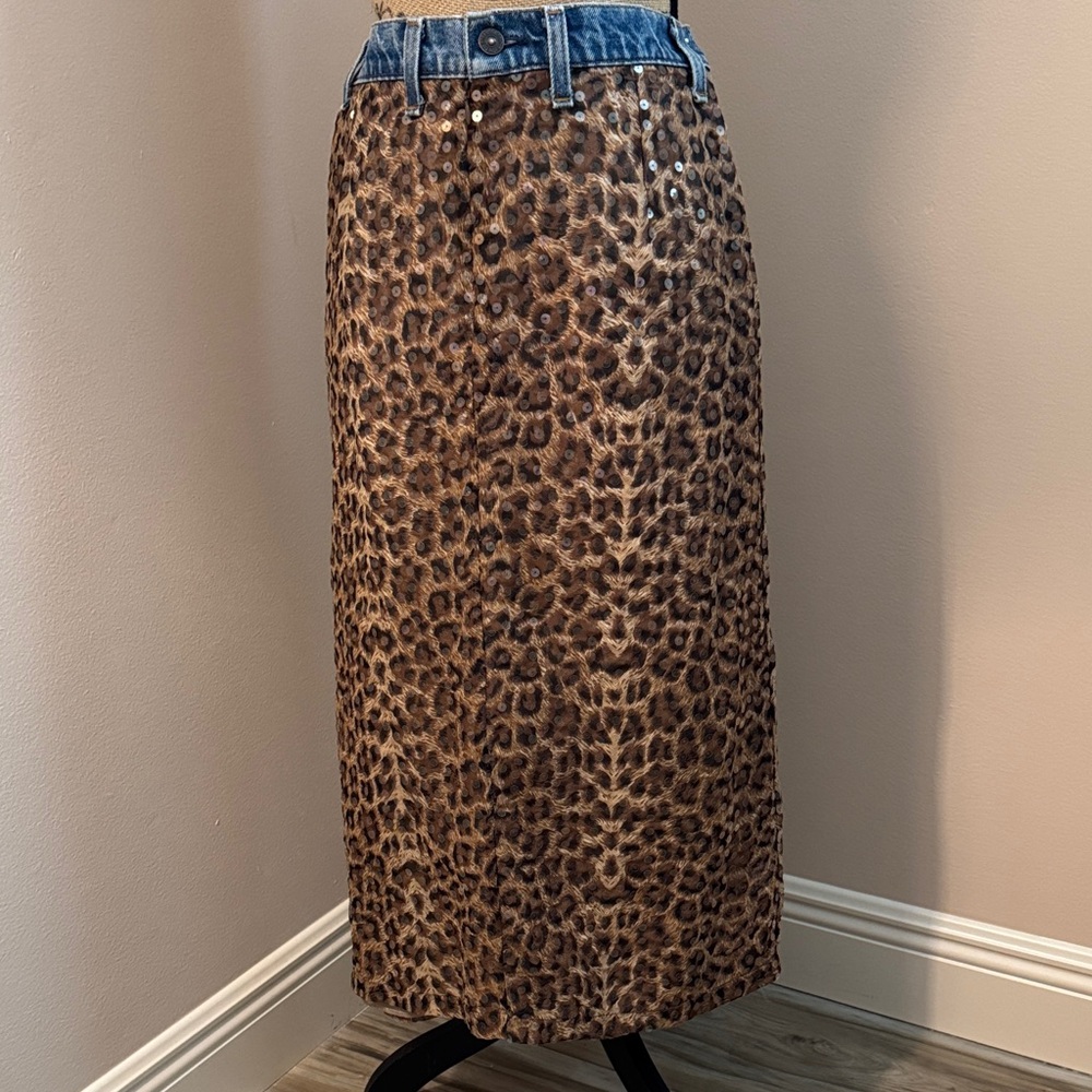 Ruth Animal Print Sequined Skirt with Jean trim. Size M